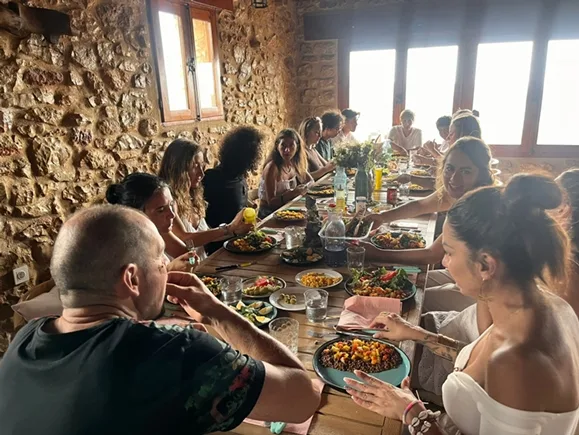 Captura de pantalla_7-10-2025_123020_